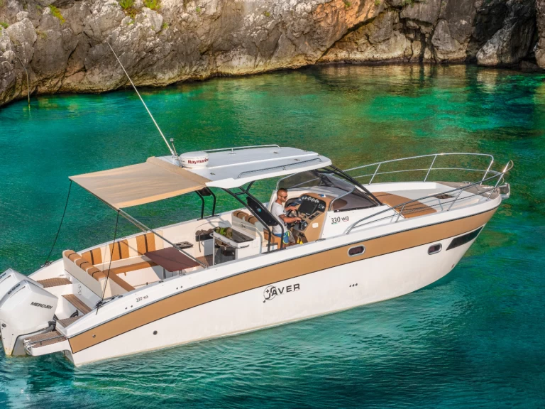 Motorboot mit oder ohne Skipper Saver mieten in Castro