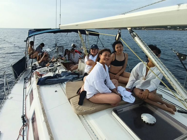 Segelboot mieten in Sant Antoni de Portmany zum besten Preis