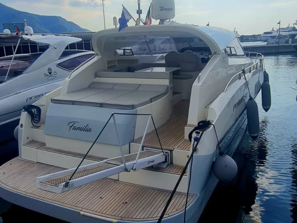 PRIMATIST By Bruno Abbate G46 mieten Porto de Sorrento