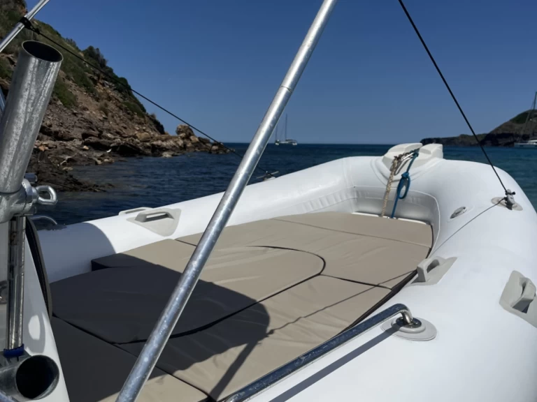 Schlauchboot mieten in Mahón - Zodiac Medline II C