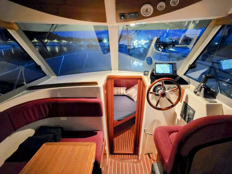 Boot mieten Drage günstig Ocqueteau 815 Range Cruiser