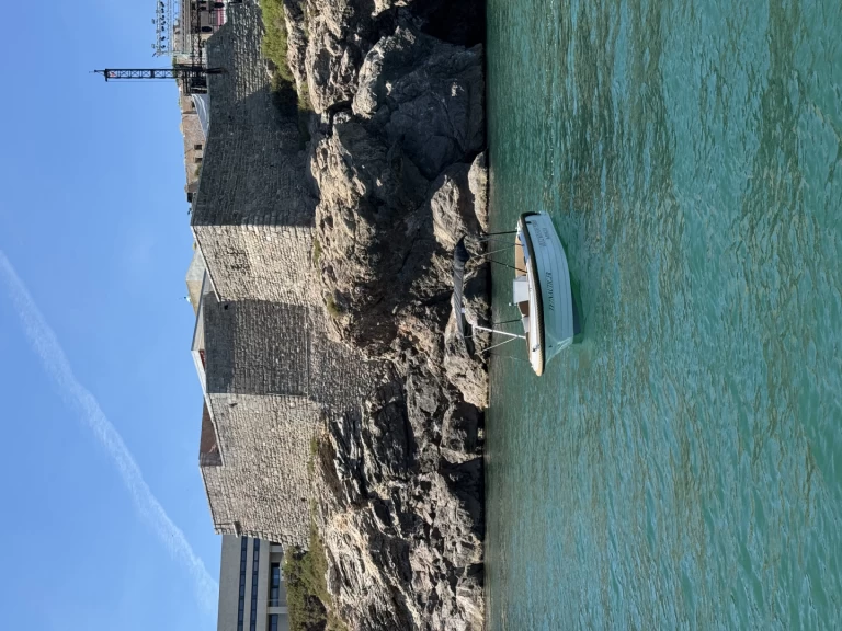 Motorboot mieten in Sète zum besten Preis