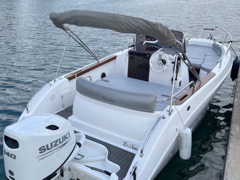 Motorboot mit oder ohne Skipper Aquabat mieten in Six-Fours-les-Plages