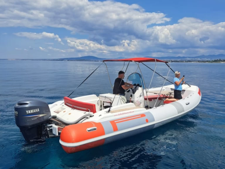 Ein Pirelli PZERO770 mieten in Néa Potídhaia