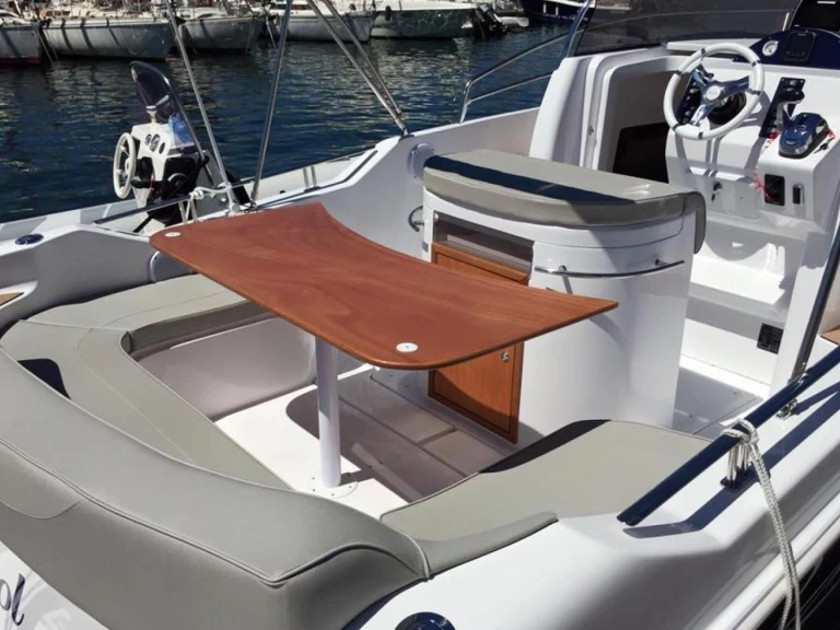 Motorboot mieten in Capo d'Orlando - Aquabat Sport Infinity 850