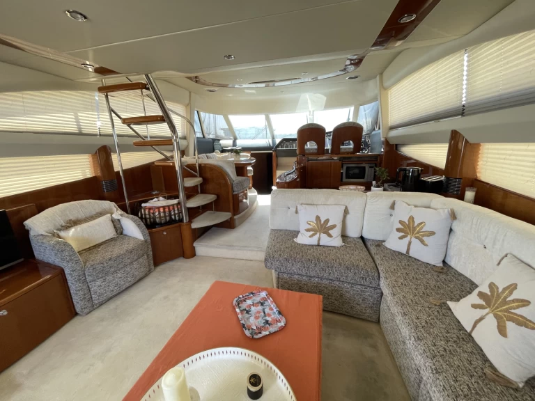 Yacht mieten in Hyères zum besten Preis