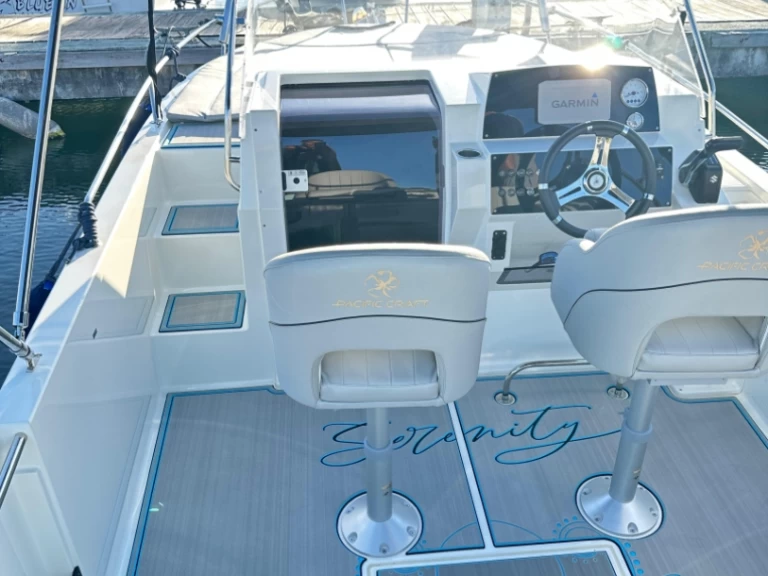 Boot mieten Le Gosier günstig Pacific Craft 630