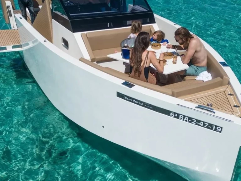 YachtCharter in Ibiza Magna - De Antonio D33 Open D33 auf SamBoat