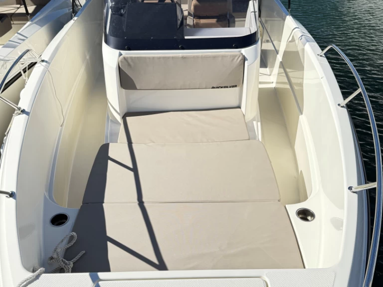 YachtCharter in Saint-Cyprien - Quicksilver Activ 675 Open auf SamBoat