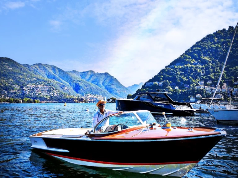 YachtCharter in Como (City) - Colombo Super Indios  auf SamBoat