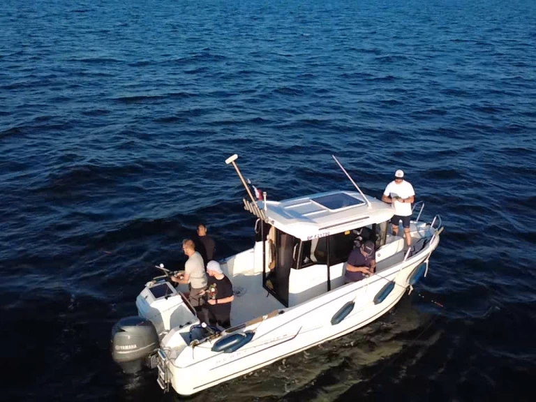 Jeanneau Merry Fisher 695 Marlin mieten Dieppe