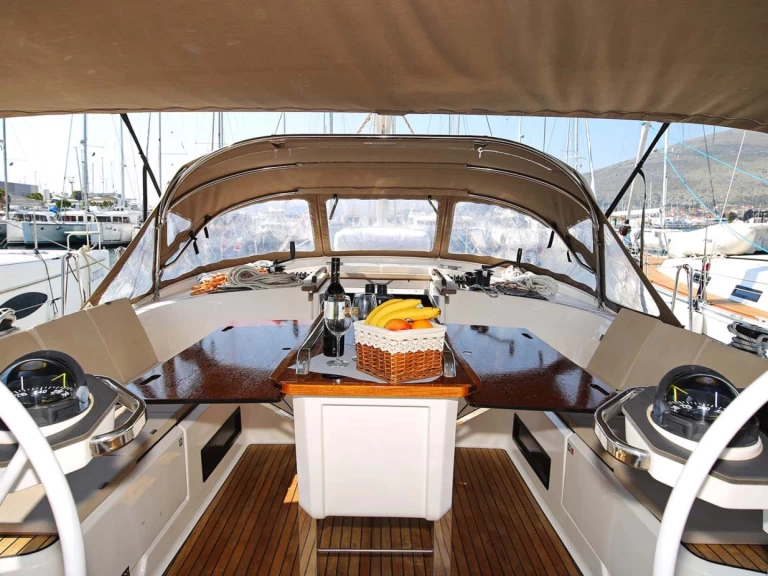 YachtCharter in Trogir - Bavaria Cruiser 56 auf SamBoat