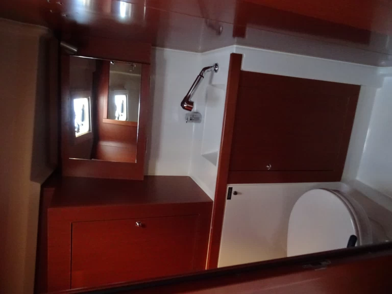Segelboot mieten in Lefkáda zum besten Preis