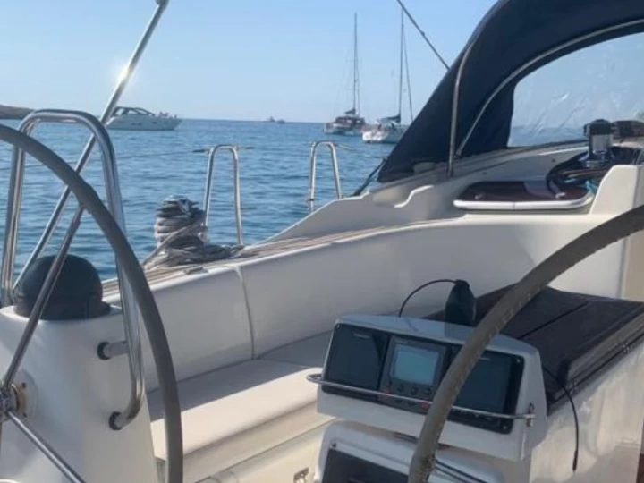 Segelboot mit oder ohne Skipper Bavaria mieten in Marseille