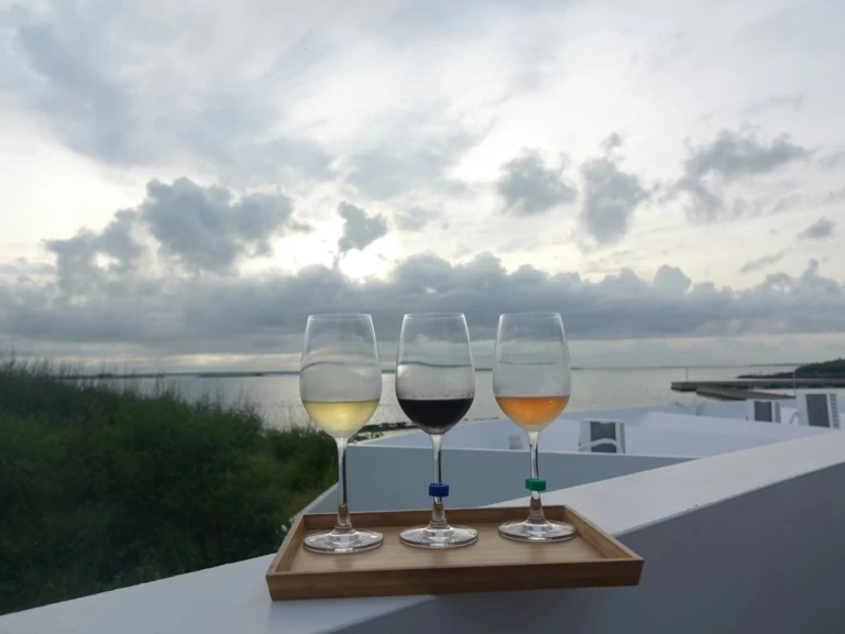 Schlauchboot mieten in Oía - Marco 26