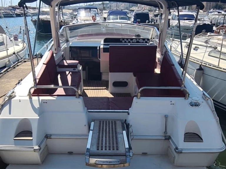 YachtCharter in Nettuno - Fiart Fiart 32 auf SamBoat