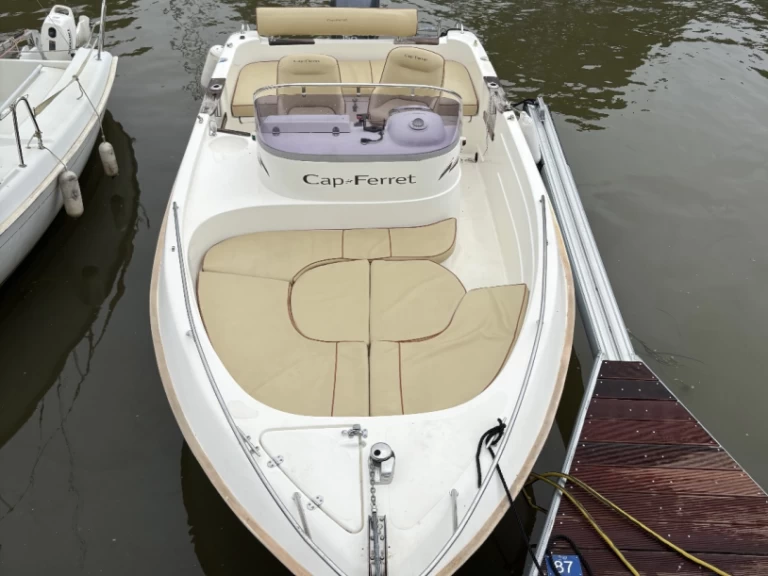 YachtCharter in Grand Piquey - B2 Marine Cap Ferret 650 Open auf SamBoat