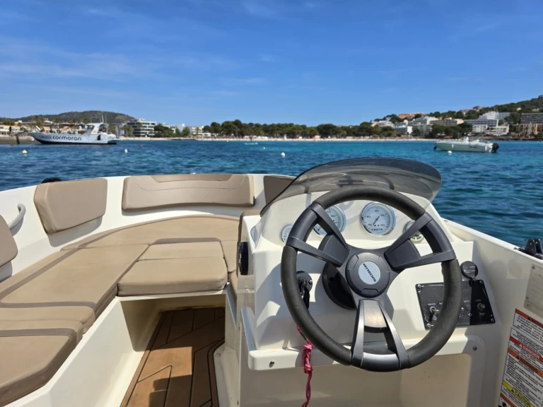 Boot mieten La Savina günstig QS 475 AXESS