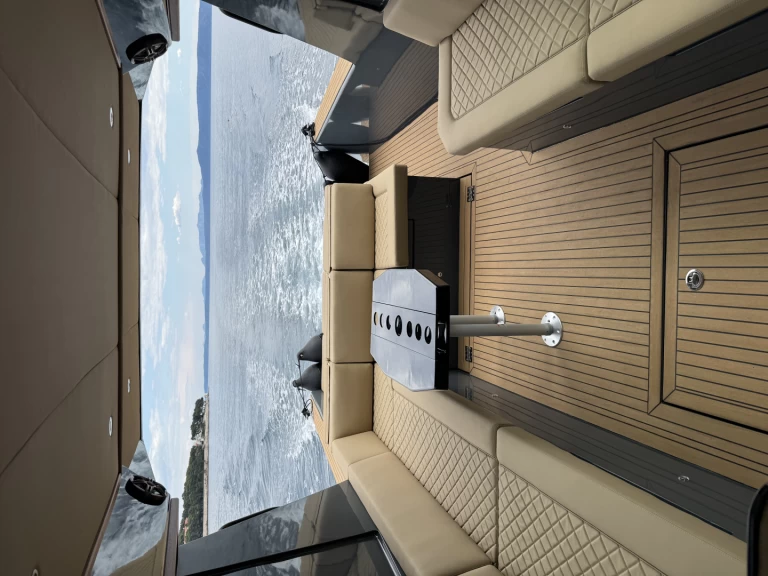 Ein Colnago Colnago 35 mieten in Hvar