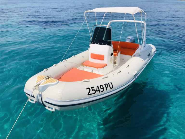Schlauchboot mieten in Medulin - Bat 590 Pacific