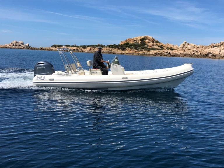 YachtCharter in Campomoro - Nuova Jolly Nuova Jolly 630 auf SamBoat