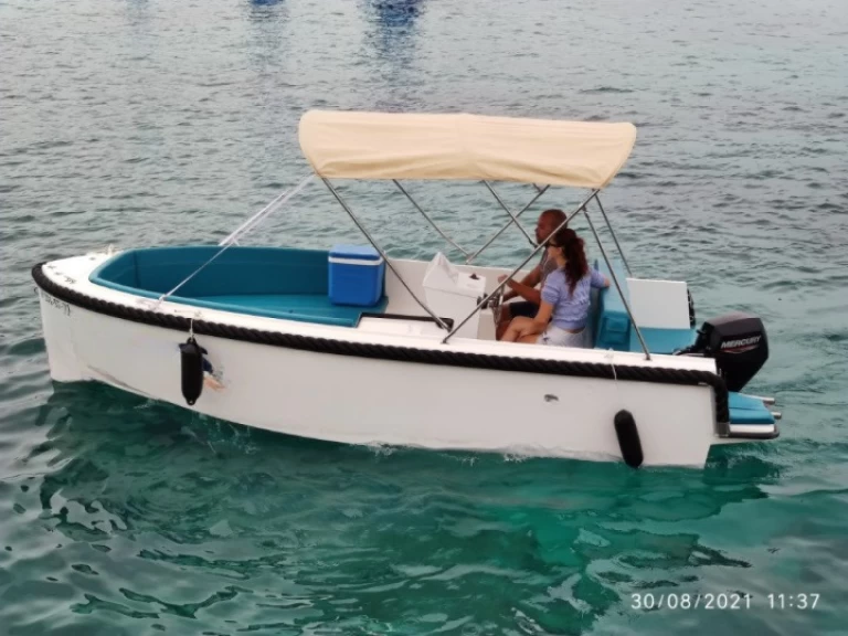 Motorboot mit oder ohne Skipper Marion mieten in Ciutadella de Menorca