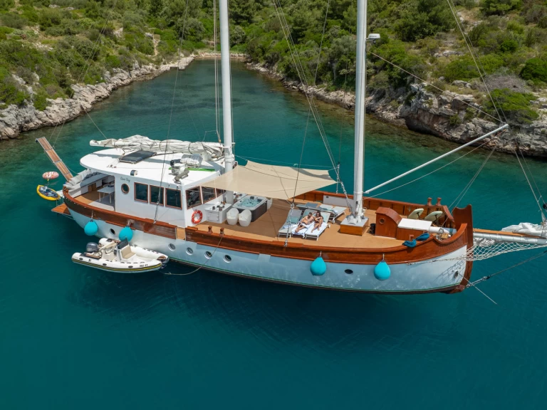Segelboot mit oder ohne Skipper Custom Made mieten in Split