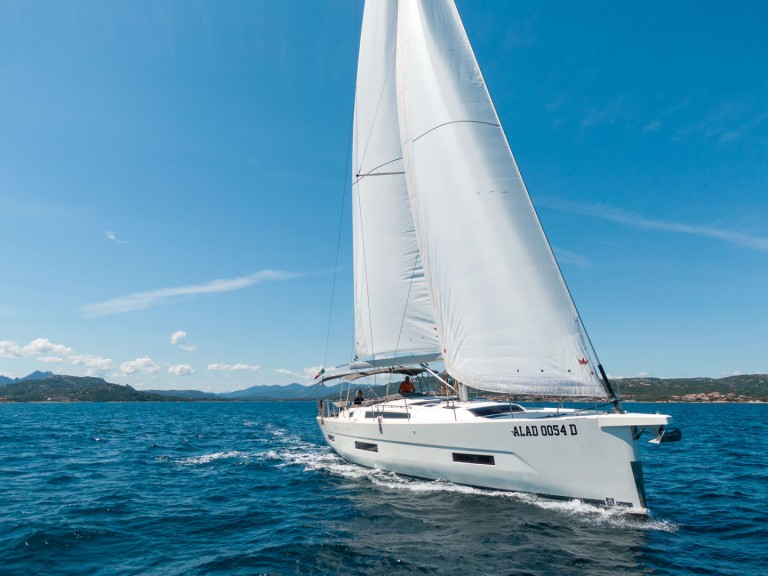 Segelboot mit oder ohne Skipper Dufour mieten in Cannigione di Arzachena