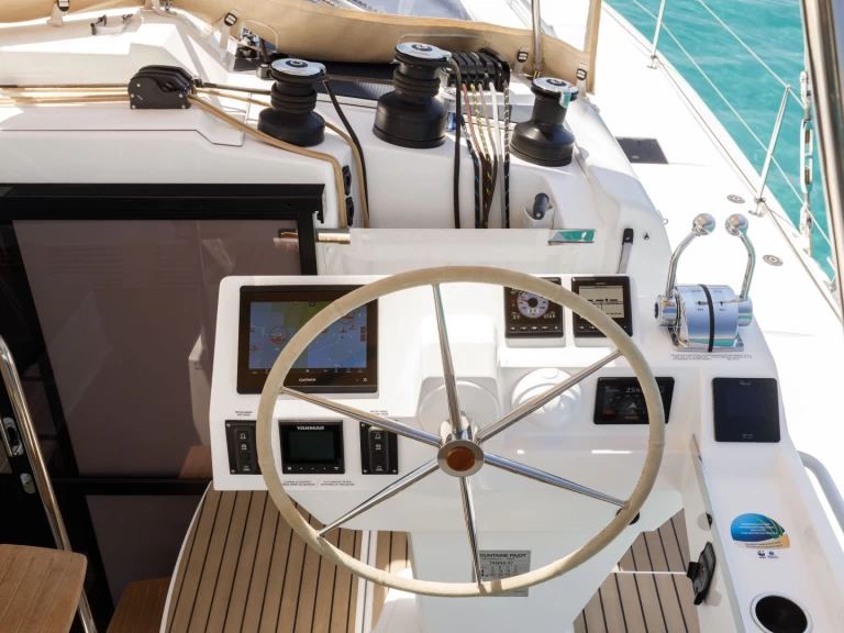 Katamaran mit oder ohne Skipper Fountaine Pajot mieten in Álimos