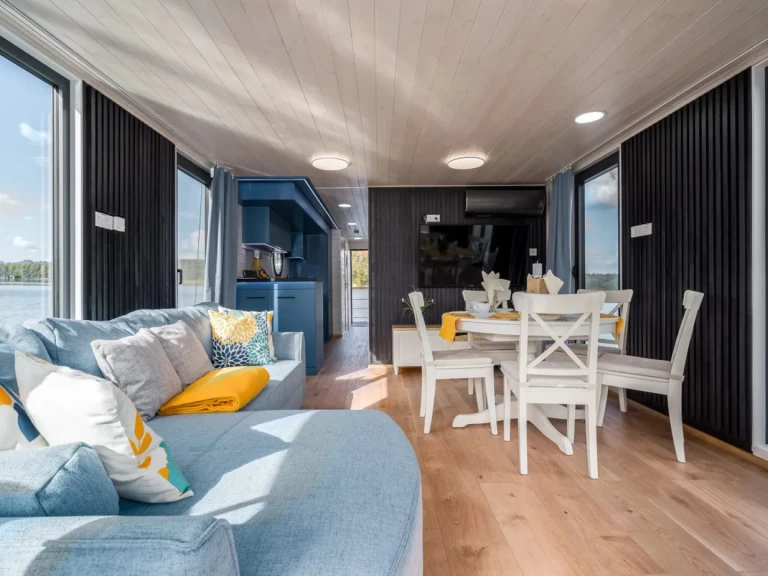 Hausboot mieten in Fürstenberg/Havel zum besten Preis