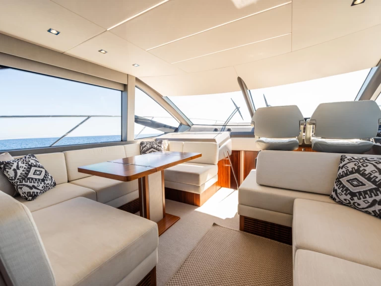 YachtCharter in St. Julian's - Sunseeker Manhattan 52 auf SamBoat