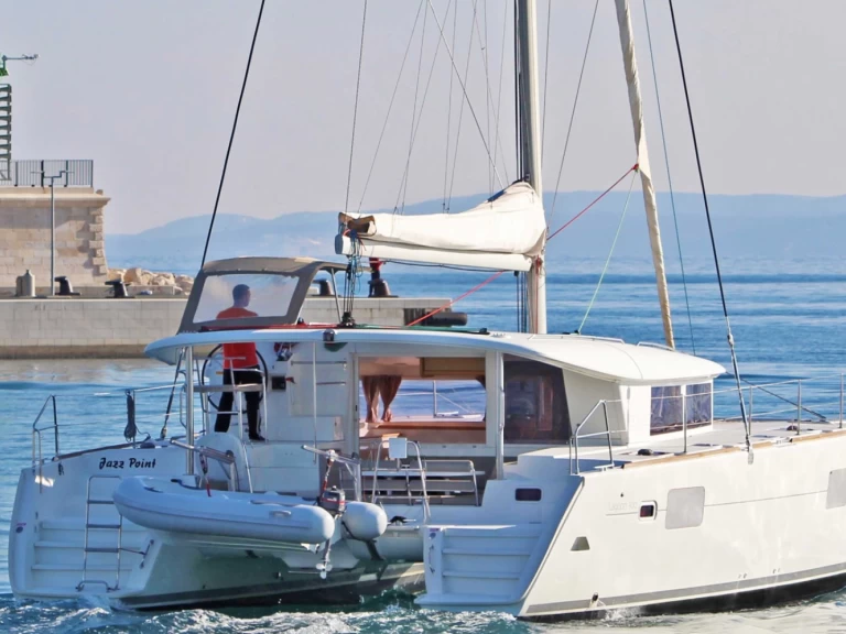 Ein Lagoon Lagoon 40 mieten in Betina