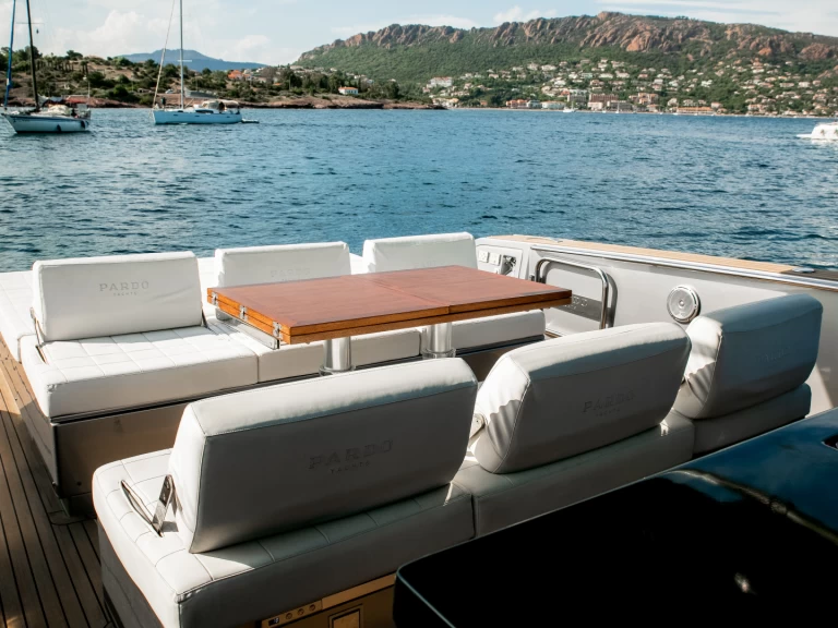 Bootsverleih Pardo Yachts Pardo 43 Saint-Tropez Samboat