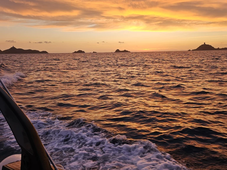 Schlauchboot mieten in Ajaccio - Capelli Tempest 770