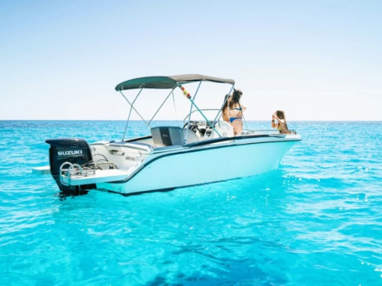 Motorboot mit oder ohne Skipper BMA mieten in Ciutadella de Menorca