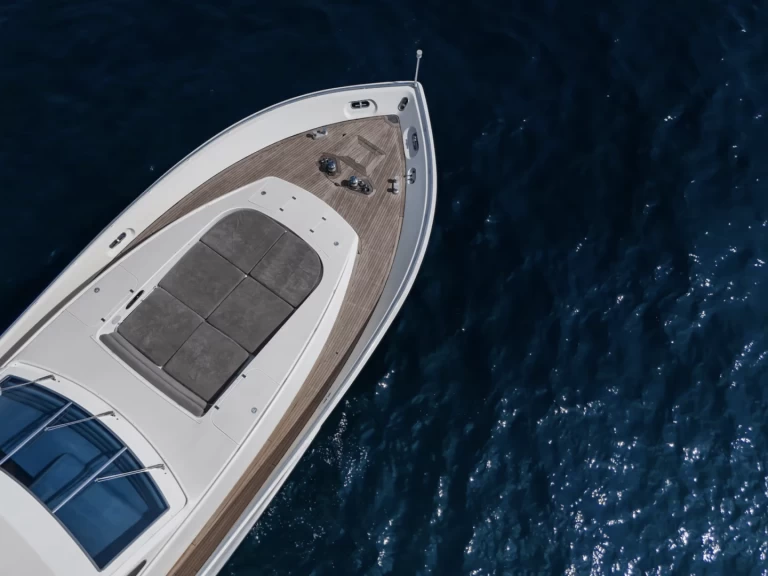 Yacht mieten in Golfe-Juan zum besten Preis