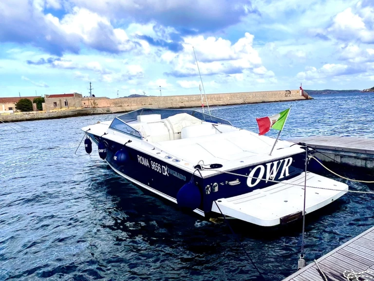 Ein Tornado 38 classic mieten in Porto Cervo