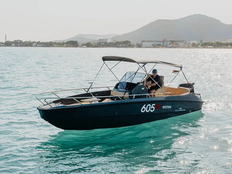Bootsverleih Oceanmaster 605 Port d'Alcudia Samboat