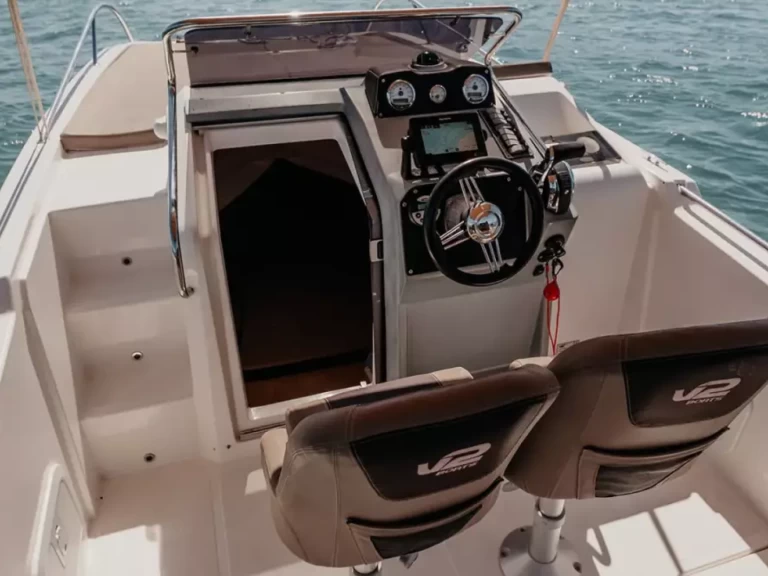 YachtCharter in Port d'Alcudia - V2 7.0 Sundeck auf SamBoat