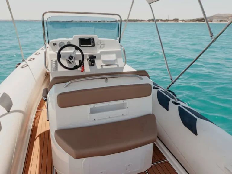 Motorboot mit oder ohne Skipper Brig mieten in Port d'Alcudia