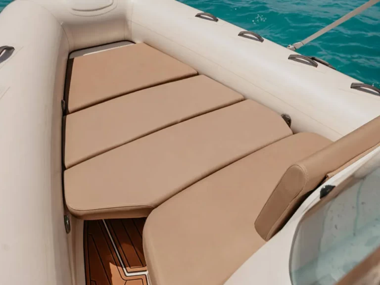 Brig Navigator 700 mieten Port d'Alcudia