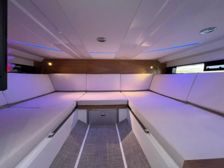 YachtCharter in Port d'Alcudia - De Antonio 36 auf SamBoat