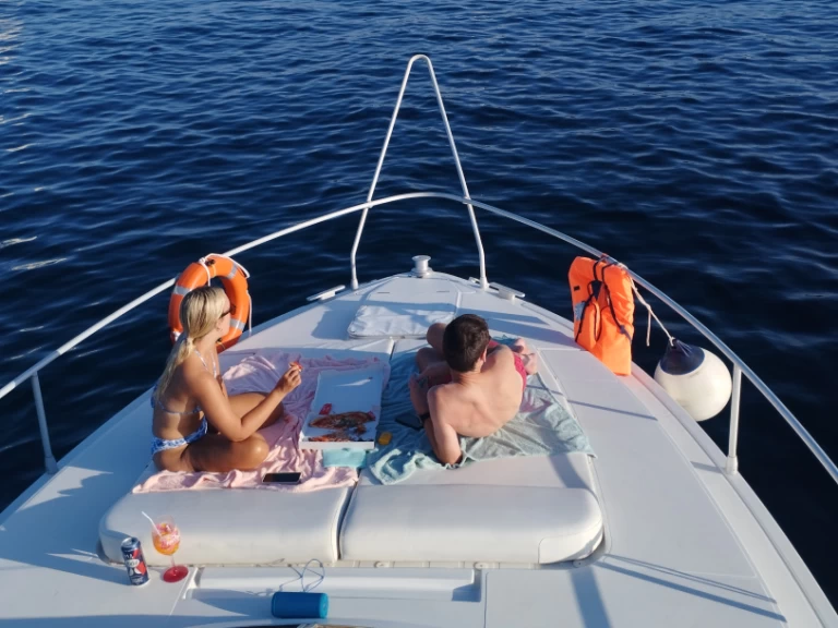 Vermietung Motorboot Ferretti mit Führerschein