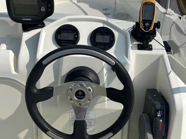 Motorboot mieten in Saint-Raphaël zum besten Preis