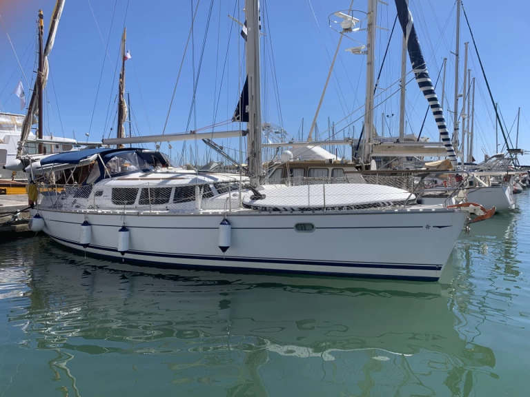 Ein Jeanneau Sun Odyssey 40 DS mieten in Le Cap d'Agde