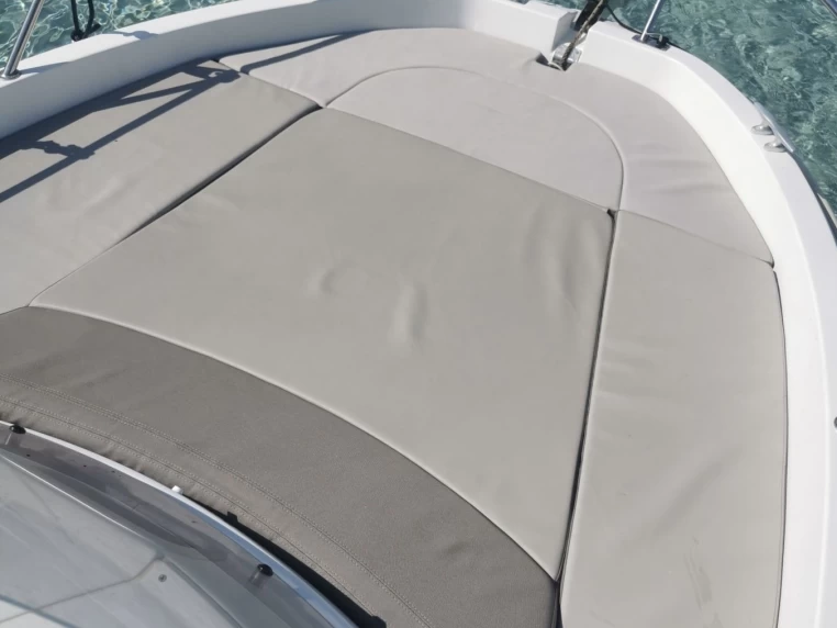 Motorboot mit oder ohne Skipper Jeanneau mieten in Palavas-les-Flots