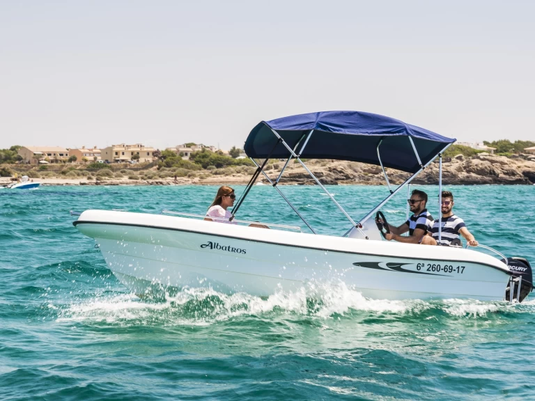 Motorboot mieten in Portocolom zum besten Preis