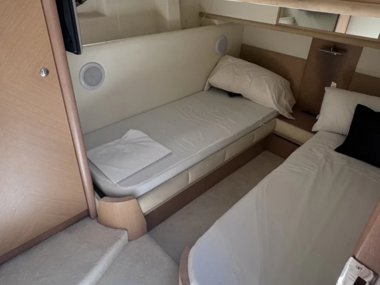 Boot mieten Puerto Banús günstig Astondoa 44 Fly