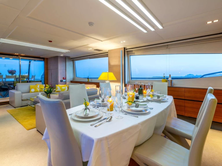 YachtCharter in Cannes - Peri Yachts Quantum auf SamBoat
