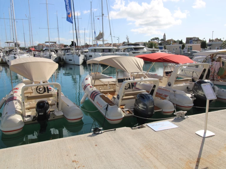 Schlauchboot mieten in Crikvenica zum besten Preis